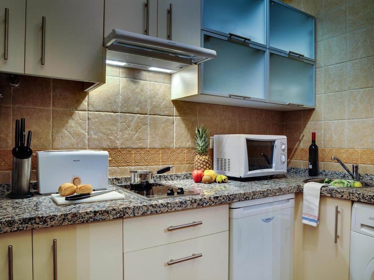 Apartamentos Las Cruces Sevilla Kültér fotó