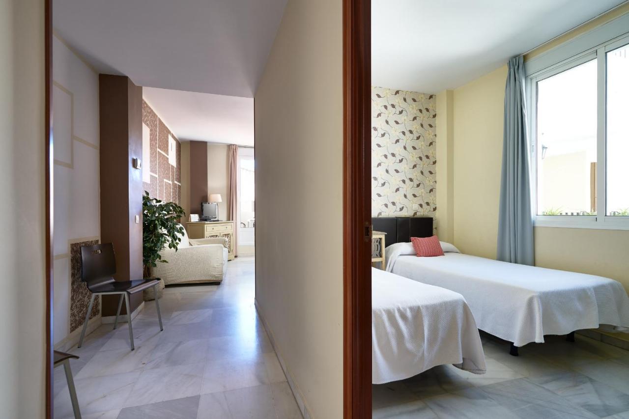 Apartamentos Las Cruces Sevilla Kültér fotó