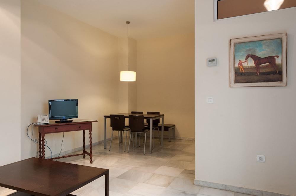 Apartamentos Las Cruces Sevilla Kültér fotó