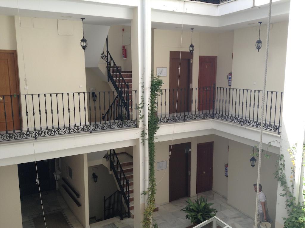 Apartamentos Las Cruces Sevilla Kültér fotó
