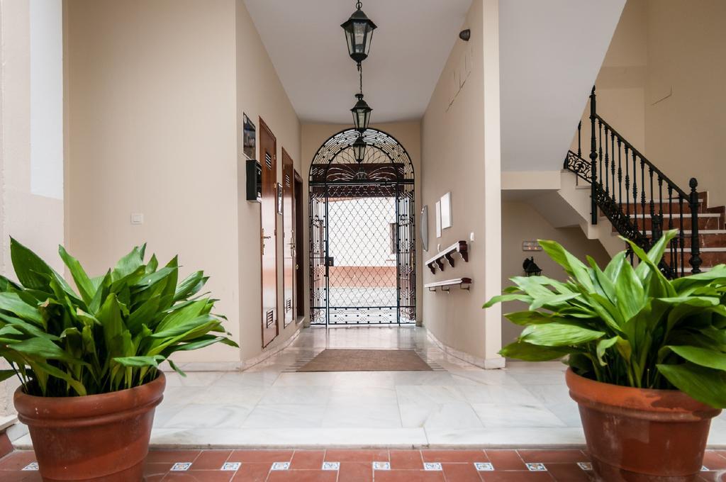 Apartamentos Las Cruces Sevilla Kültér fotó