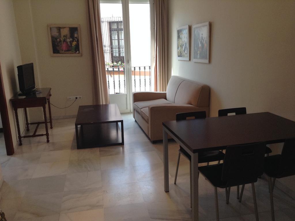 Apartamentos Las Cruces Sevilla Kültér fotó